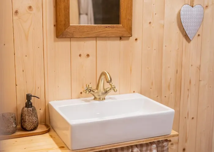 Apartmaji Babi アパート *